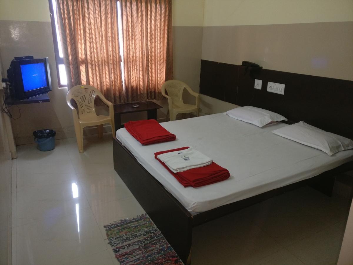 Subhadra Comforts Hotel Shimoga Exterior foto